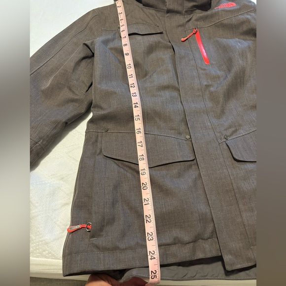 The North Face Gray and Purple Jacket - Picture 7 of 7